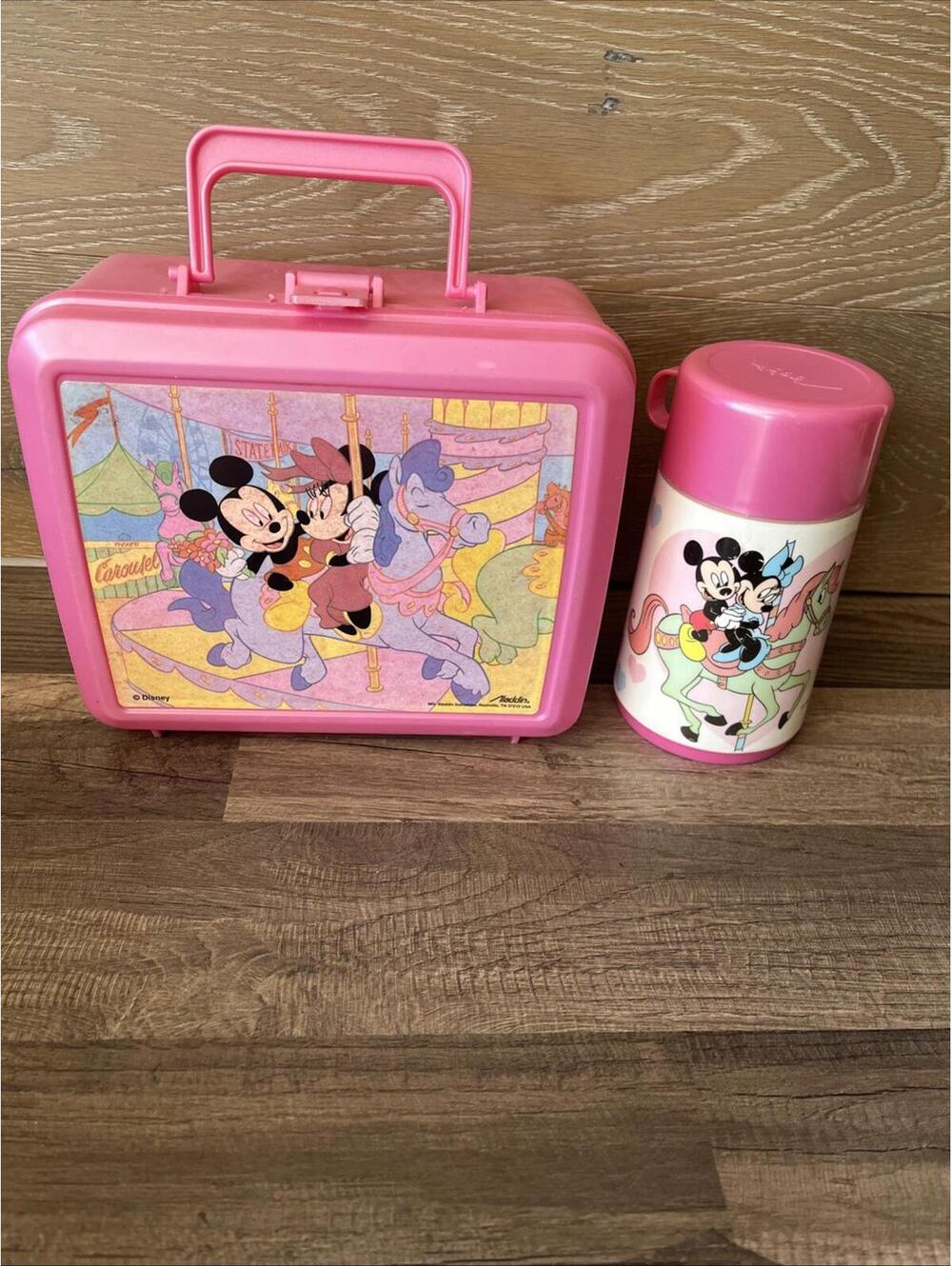 Vintage Rare Disney Mickey And Minnie On Carousel- 1990's Aladdin Lunchbox